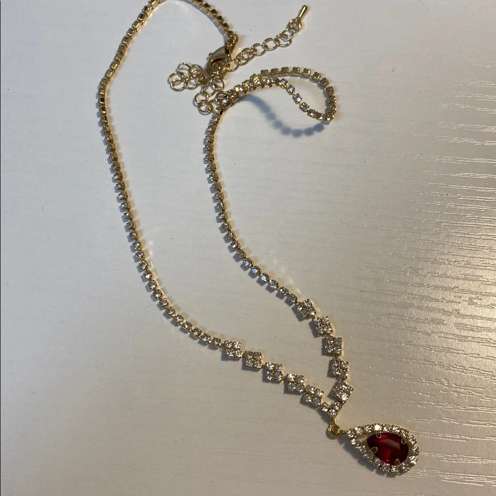 Bedazzled necklace - Picture 3 of 4